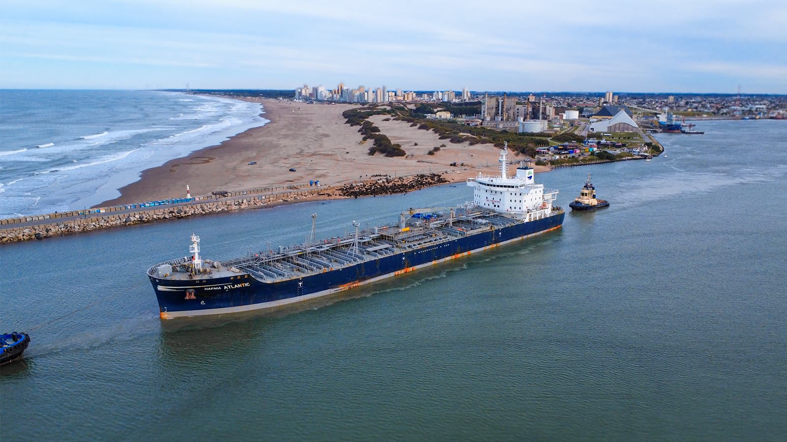 Puerto Quequén cierra mayo con 9 movimientos en un día