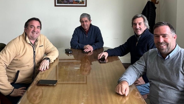 Bernardo Amílcar y Guillermo Sánchez se reunieron con autoridades de la Usina Popular Cooperativa para avanzar en soluciones clave para el distrito