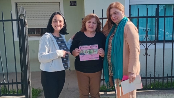 Graciana Maizzani y el equipo de la UCR en SOMOS continúan recorriendo los distintos barrios de Necochea