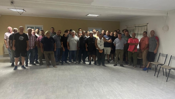 UN IMPORTANTE NÚMERO DE CAMIONEROS CONVOCADOS POR MIGUEL AGUILAR, TITULAR DE ATCADE, ANALIZARON LA SITUACIÓN DEL SECTOR